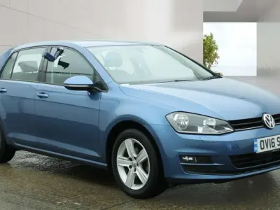 Second-hand VW Golf VII Edition 125 CP (91 kW) 2016 Albastru Hatchback
