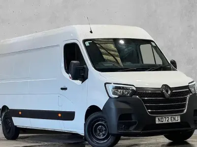 Usado Renault Master Business 135 CV (99 kW) 2022 Blanco Monovolumen