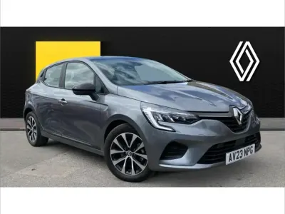 Used Renault Clio Evolution 145 HP (106 kW) 2023 Grey  Hatchback
