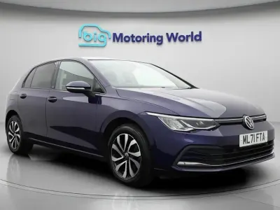 Used VW Golf VII Active 130 HP (95 kW) 2021 Blue Hatchback
