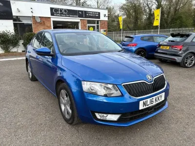 Used Skoda Octavia SE L 150 HP (110 kW) 2016 Blue Estate