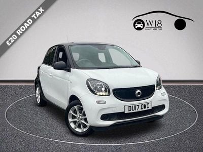 Used Smart ForFour Passion 90 HP (66 kW) 2017 White Hatchback