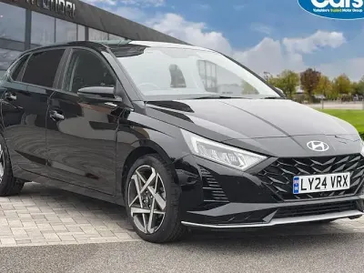 Used Hyundai i20 Premium 101 HP (74 kW) 2024 Black Hatchback