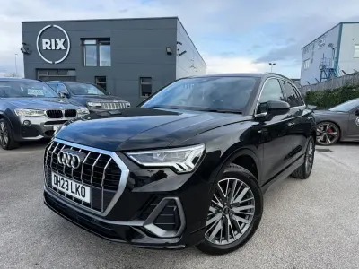 Używany Audi Q3 S-Line 190 KM (139 kW) 2023 Czarny SUV