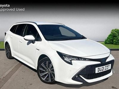 Used Toyota Corolla Design 122 HP (89 kW) 2021 White Estate