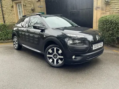 Used Citroën C4 Cactus Flair 98 HP (72 kW) 2016 Black Hatchback