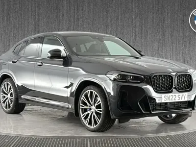 Usado BMW X4 M Sport 187 CV (137 kW) 2022 Gris SUV