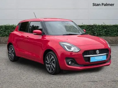 Używany Suzuki Swift SZ5 83 KM (61 kW) 2022 Czerwony Hatchback