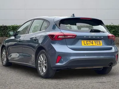Used Ford Focus Titanium 155 HP (114 kW) 2023 Blue Hatchback