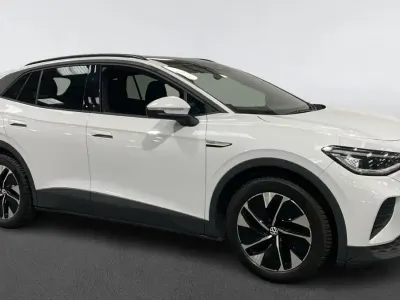 Begagnad VW ID.4 Pro Performance 150 kW (204 HK) 2022 Vit SUV