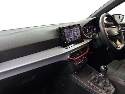 Używany Seat Ibiza FR Sport 108 KM (79 kW) 2023 Srebrny Hatchback