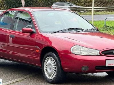Red Used 2000 Ford Mondeo Sedan | £3,890