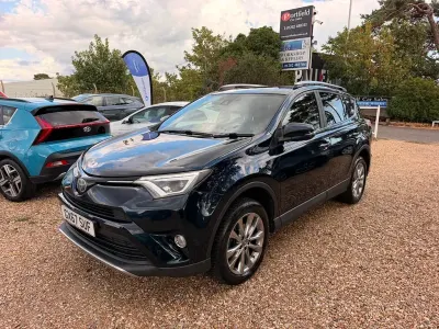 Used Toyota RAV4 143 HP (105 kW) 2017 Blue SUV