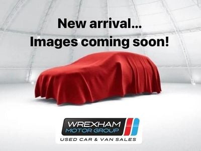 White Used 2016 Vauxhall Insignia SRi Hatchback | £5,450 (Fair price)