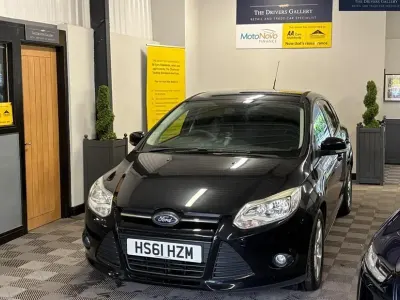 Used Ford Focus S 115 HP (84 kW) 2011 Black Hatchback