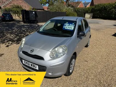 Gebraucht Nissan Micra Visia 2011 Silber Kleinwagen