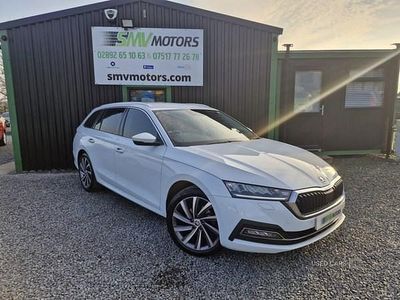 Used Skoda Octavia SE L 116 HP (85 kW) 2022 White Estate