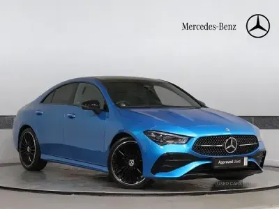 Begagnad Mercedes CLA220 AMG Line Premium Plus 190 HK (139 kW) 2025 Blå Sedan