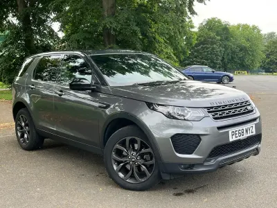 Used Land Rover Discovery 5 Landmark 2018 Grey SUV