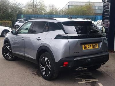 Begagnad Peugeot 2008 Allure 130 HK (95 kW) 2024 Grå SUV
