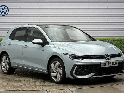 Used VW Golf VIII GTE 272 HP (200 kW) 2026 Blue Hatchback