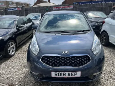 Used Kia Venga 125 HP (91 kW) 2018 Blue Hatchback
