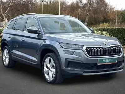 Usado Skoda Kodiaq SE L 150 HP (110 kW) 2022 Cinzento SUV