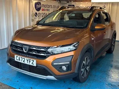 Begagnad Dacia Sandero Prestige 100 HK (73 kW) 2022 Orange Halvkombi
