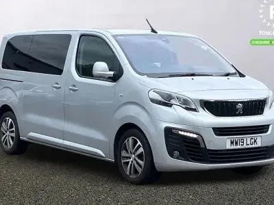 Używany Peugeot Traveller Allure 150 KM (110 kW) 2019 Srebrny Minivan