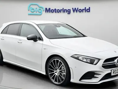 Begagnad Mercedes A35 AMG Executive 306 HK (225 kW) 2022 Vit Halvkombi
