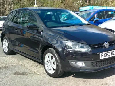 Begagnad VW Polo Edition 70 HK (51 kW) 2013 Svart Halvkombi