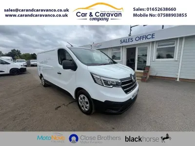 Used Renault Trafic Business 2023 White MPV