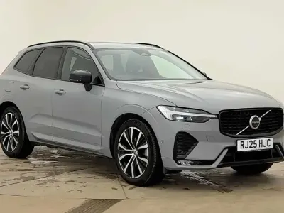 Usado Volvo XC60 Ultra 247 CV (181 kW) 2025 Gris SUV