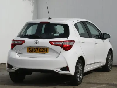 Used Toyota Yaris 2018 White Hatchback