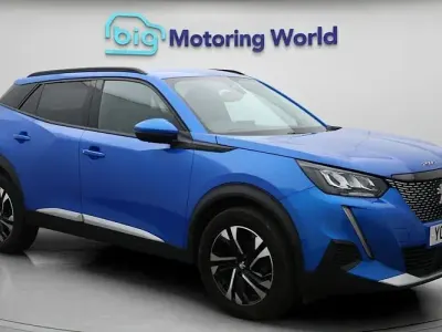 Begagnad Peugeot 2008 Allure 110 HK (80 kW) 2021 Blå SUV