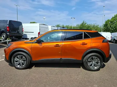 Used Peugeot 2008 Active+ 100 HP (73 kW) 2023 Orange SUV