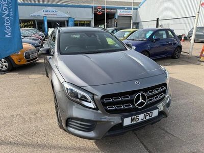 Usado Mercedes GLA200 AMG Line Premium Plus 2018 Cinzento SUV