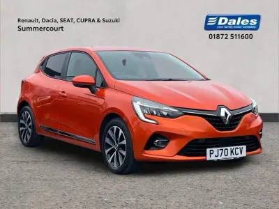 Used Renault Clio Iconic 100 HP (73 kW) 2020 Orange Hatchback