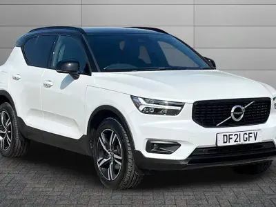 Used Volvo XC40 R-Design 163 HP (119 kW) 2021 White SUV