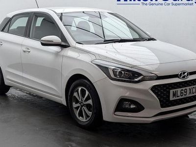 White Used 2019 Hyundai i20 SE Hatchback | £11,450 (Fair price)