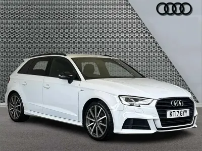 Usado Audi A3 Black Edition 150 HP (110 kW) 2017 Branco Citadino