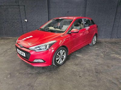 Red Used 2015 Hyundai i20 SE Hatchback | £4,295 (Expensive)