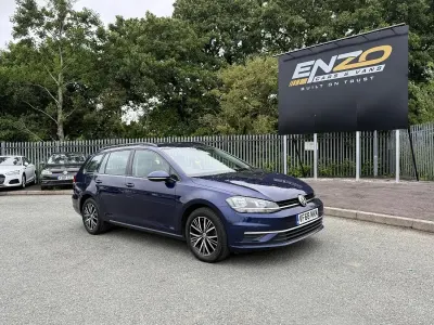 Begagnad VW Golf VII SE 115 HK (84 kW) 2019 Blå Kombi