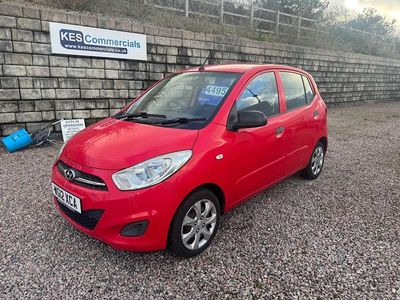 Used Hyundai i10 Classic 85 HP (62 kW) 2012 Red Hatchback