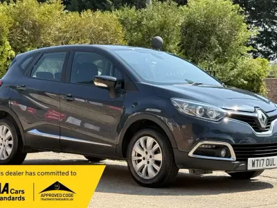 Used Renault Captur Expression+ 90 HP (66 kW) 2017 Blue SUV