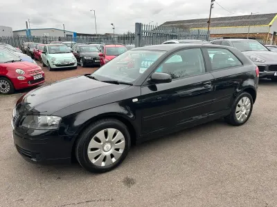 Begagnad Audi A3 2006 Svart Halvkombi