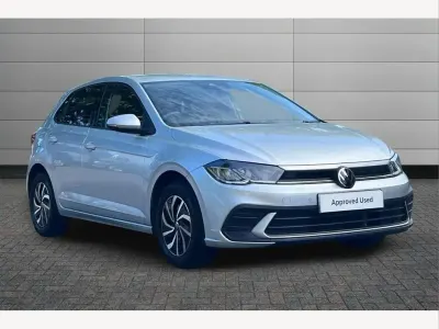 Used VW Polo Life 95 HP (69 kW) 2023 Silver Hatchback