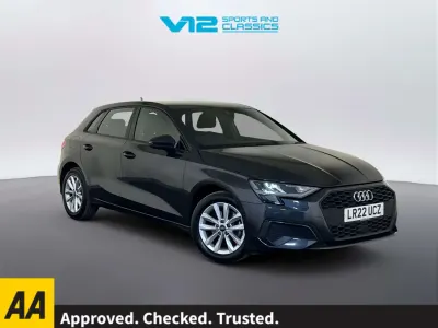 Begagnad Audi A3 Advanced 110 HK (80 kW) 2022 Grå Sedan