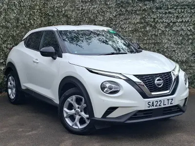 Used Nissan Juke N-Connecta 114 HP (83 kW) 2022 White SUV