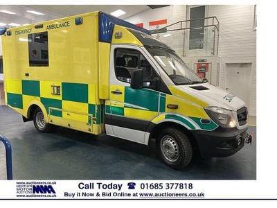 Used Mercedes Sprinter 190 HP (139 kW) 2015 White Van